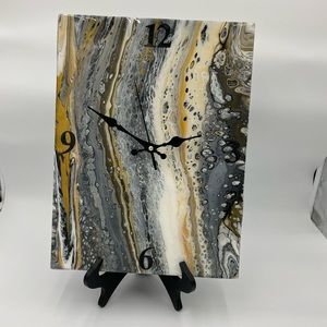 Clocks Handmade-Sports Clocks, Dogs